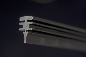 Щетка стеклоочистителя 700 мм 700 мм # Opti Blade PIN 13,5x6 628700 VALEO PHC