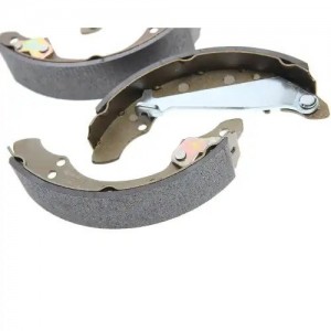 Колодки тормозные VW Golf 3,Polo (96-) SKODA Fabia задние барабанные (200х40мм)  350-33-146 MEGA POWER