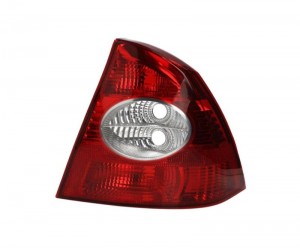 фонарь правый! 4 door Ford Focus all 05> 431-1960R-UE DEPO