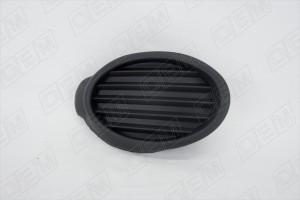 Заглушка противотуманной фары правая Ford Focus 3 2011-2015, текстурная OEM1333R OEMPARTS
