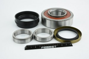 Ремкомплект задн полуоси TOYOTA LAND CRUISER PRADO 90 KIT-TRH200 KIT-TRH200 FEBEST