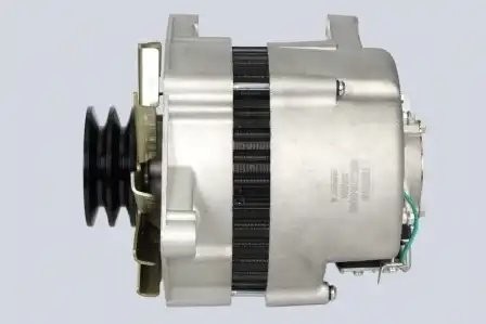 Генератор МАЗ, ЛАЗ, УРАЛ дв.ЯМЗ-236,7511,7601 28В 80А АВТОМАГНАТ 6582370103 AVTOMAGNAT