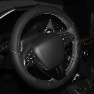 Оплетка руля (S) 35-37см черная кожа AIRLINE AWC-SL-01S AIRLINE