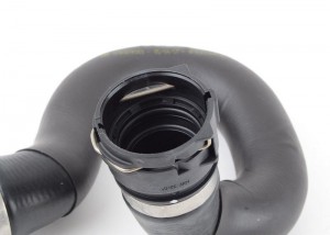 AUDI A6 [C6] (2005>) Верхний 4F0 121 101 F VAG