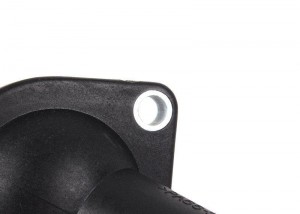 Фланец водяного охлаждения VW Bora,Caddy,Golf,Passat AUDI 80,90,A4,A6 OE 06A 121 121 C VAG