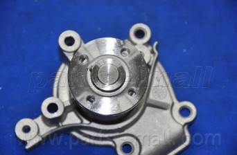 Насос водяной HYUNDAI/KIA 1.8/2.0 01 DOLZ H203  PHA-030 PHA-030 PMC PARTS MALL