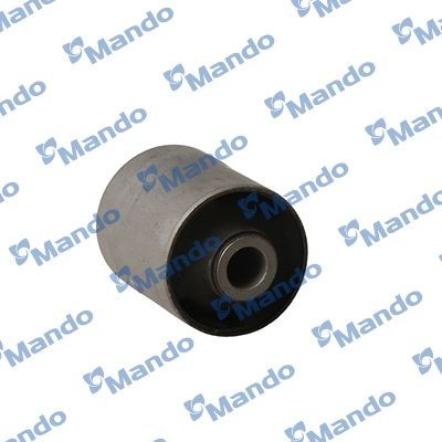 Сайлентблок HYUNDAI Starex H-1 (01-) рычага заднего продольного передний MANDO DCC010293 MANDO