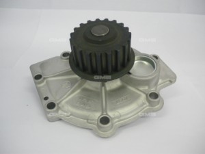 Насос водяной VOLVO C70 (98-) (2.3/2.5) FORD Kuga (09-) (2.5) GMB GWVO-07A GMB