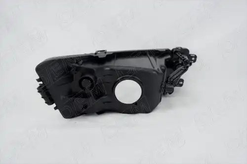 Фара противотуманная левая Skoda Octavia 3 A7 2013-2017, светлая OEM0015PTFPL OEMPARTS