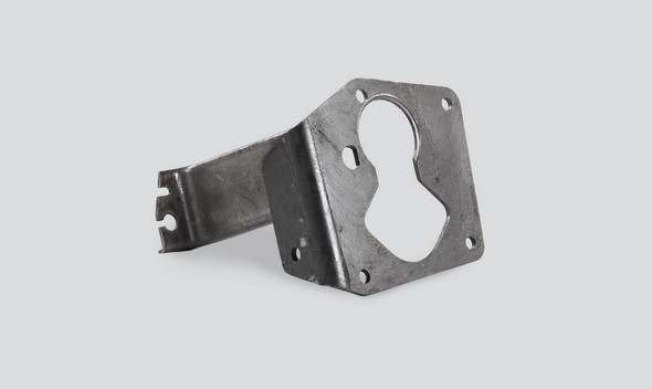 Пластина УАЗ-315195 Хантер крепления коробки раздаточной и КПП-5 ст. (ОАО УАЗ) 315195180100897 UAZ UAZ