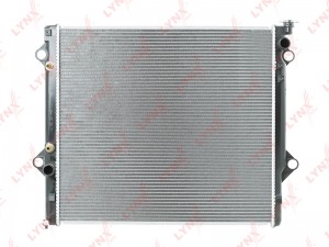радиатор охлаждения! АКПП\ Toyota Land Cruiser 4.0 03> RB1129 LYNXAUTO
