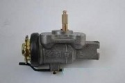 Цилиндр тормозной передний HYUNDAI HD120 левый (с прокачкой) TCIC 11F0522 TCIC