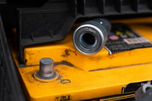 Щетка для очистки клемм АКБ 824020 DELO TEHNICI