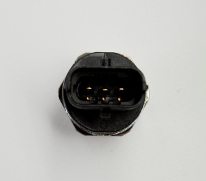 Датчик давления топлива КАМАЗ дв.CUMMINS ISBe 185,210,270,285 CARTRONIC CRTR0121633 CARTRONIC