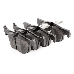 Колодки тормозные BMW 1 (F20,F21),3 (F30,F31,F34,F80),4 (F32,F33,F36,F82,F83) за P06071 BREMBO