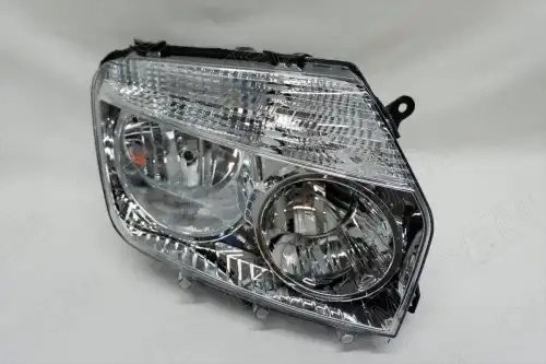Фара правая Renault Duster 1 2011-2015, светлая OEM0102FR OEMPARTS