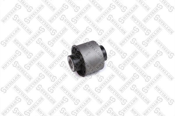сайлентблок передней поперечной тяги!\ Chrysler 300C 07> 77-02031-SX STELLOX