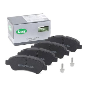 Комплект тормозных колодок 05P802 05P802 LPR