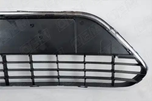 Решетка в бампер нижняя Ford Focus 2 2008-2011, под хром, текстурная OEM3693 OEMPARTS