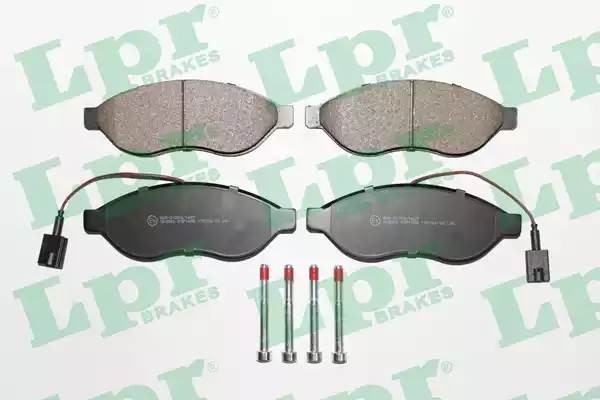 Колодки тормозные дисковые 05P1698 05P1698 LPR