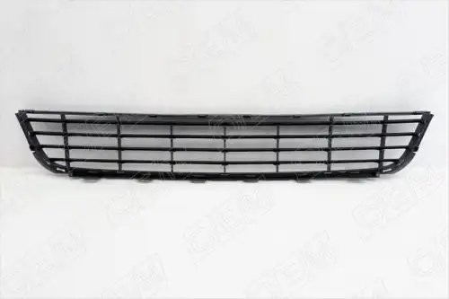 Решетка в бампер нижняя Volkswagen Golf 6 (2009-2013) текстурная OEM3749 OEMPARTS