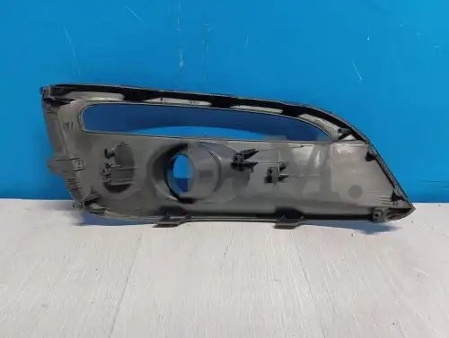 Окантовка противотуманной фары левая Kia Ceed 2 JD 2015-2018, под ДХО, под окрас OEM1610L OEMPARTS