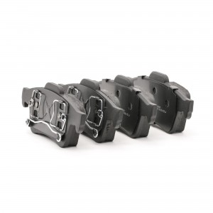 Комплект тормозных колодок 05P815 05P815 LPR