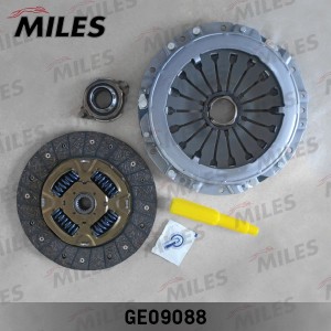 Сцепление комплект (HYUNDAI SONATA III / IV (EF) / KIA MAGENTIS 2.0 98-04) (VALE GE09088 MILES