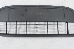 Решетка в бампер нижняя Ford Focus 2 2008-2011, текстурная OEM3679 OEMPARTS