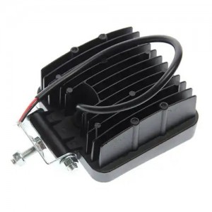 Фара рабочего света квадратная 108х138х60мм 48Вт 2080лм напр. свет (Spot) 12-24V 37030012 MEGA POWER