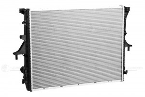 радиатор системы охлаждения!\ VW Toureg, Porsche Cayenne 3.2/4.2/4.5 02> LRC1855 LUZAR
