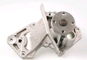Насос водяной FORD Focus,Fiesta,Fusion OE 1778516 FORD