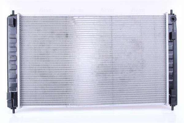 радиатор системы охлаждения!\ Nissan Teana 2.5/3.5i 08> 68762 NISSENS