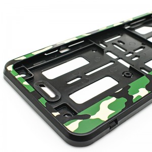 рамка под номерной знак 'Taiga' двусоставная,камуфляж RN-18\ A07729S AVS