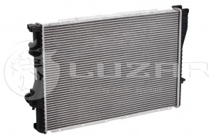 Радиатор охл. для а/м BMW 5 (E39) (95-) G M/A  LRc26108 LRC26108 LUZAR