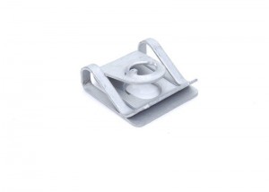 клипса защиты двигателя!\ Audi 100/A4/A6/A8 91>, VW Passat 97> 8D0 805 960 VAG