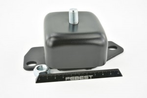 подушка двигателя правая пед. !\Toyota Cami J100E/J102E/J122E 99-05 TM-CAM1 FEBEST