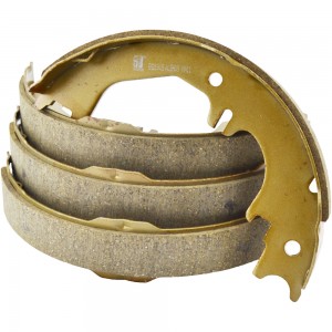 Колодки стояночного тормоза TOYOTA LAND CRUISER J100 4.2-4.7 98- BS21905 BS21905 SB NAGAMOCHI