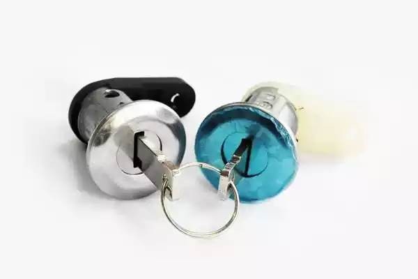 замок дверей! л+п серцевина \ Renault Logan 04> 30824 ASAM