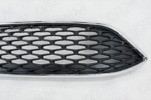 Решетка радиатора Ford Focus 3 2015-нв OEM3087 OEMPARTS