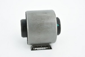 Сайлентблок задн поперечн тяги CHEVROLET EPICA (V250) 2007- CHAB-004 CHAB-004 FEBEST