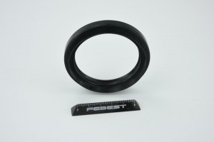 Сальник ступичный передний SUBARU LEGASY 88-03 95HBY-57720813X 95HBY-57720813X FEBEST