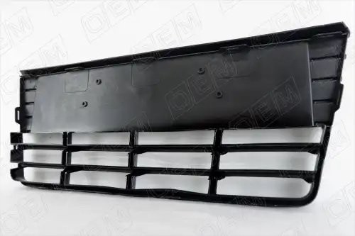 Решетка в бампер нижняя Ford Focus 3 2011-2015, черная глянцевая OEM3682 OEMPARTS