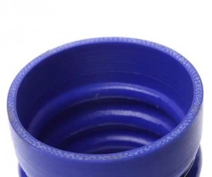 Патрубок МАЗ-5440А9,6430А9 охладителя левый силикон MEGAPOWER 130-16-002 MEGA POWER