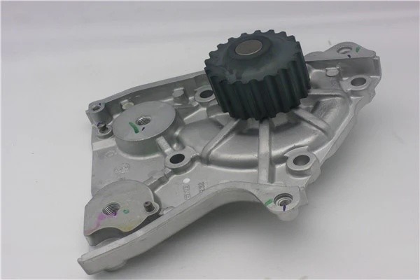 Насос водяной MAZDA 626 GD 87-(F8 1.8/ FE 2.0/ F2 2.2I) GMB GWMZ32A GMB