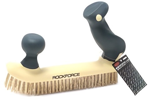 Щетка металлическая двуручная (пластиковый корпус, резиновая ручка, медь) 5x32 р RF340126429 ROCK FORCE