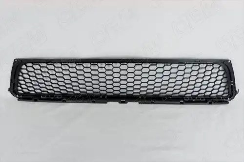 Решетка в бампер нижняя Renault Sandero 1 (2009-2014) OEM3686 OEMPARTS