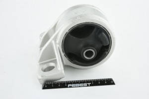 Опора двигателя правая KIA SHUMA,II/SEPHIA,II/MENTOR,II/SPECTRA 1997-2004 KM-SPA KM-SPARH FEBEST