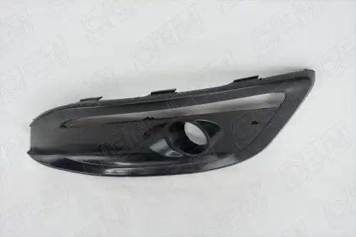 ОКАНТОВКА ПРОТИВОТУМАННОЙ ФАРЫ ЛЕВАЯ KIA CEED 2 JD 2015-2018 ГЛЯНЦЕВАЯ ПОД ДХО O OEM1334L OEMPARTS