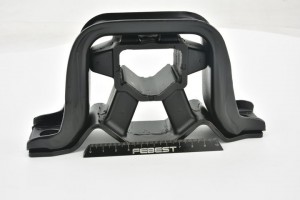 Подушка двигателя правая NM-G15RH FEBEST
